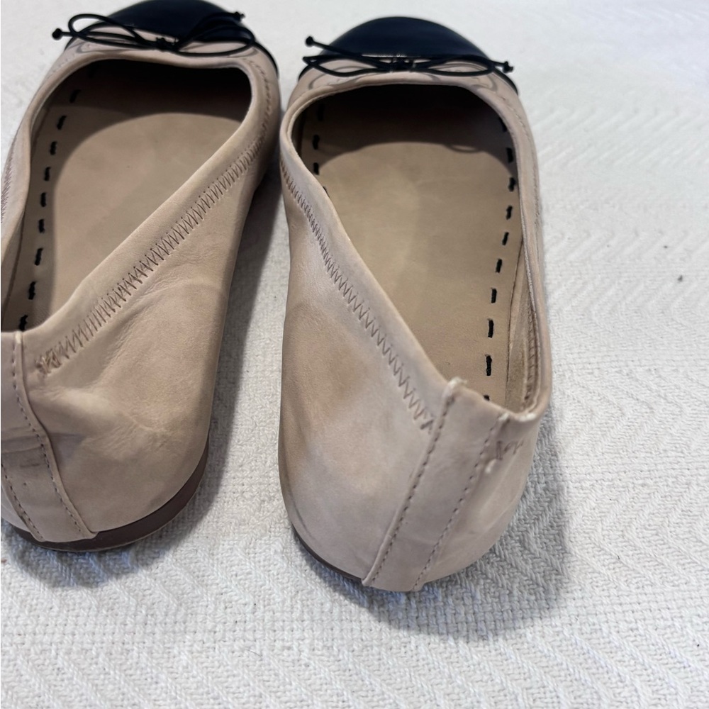 Zara Women's Flats with Black Toe and Cream Body - Picture 8 of 10